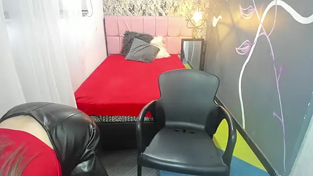 EmmaaEvans  online show from 02/03/25, 12:03