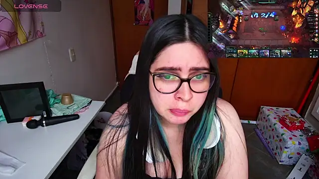 Vallolet Spencer online show from 12/19/24, 10:10