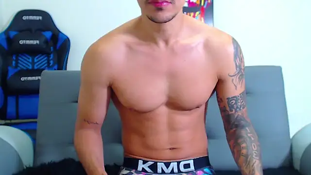 Tristan-bm online show from 01/17/25, 02:50