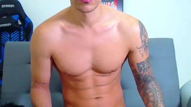 Tristan-bm online show from 01/31/25, 02:17