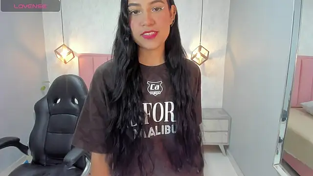 chelsyquinn online show from 12/04/25, 04:22