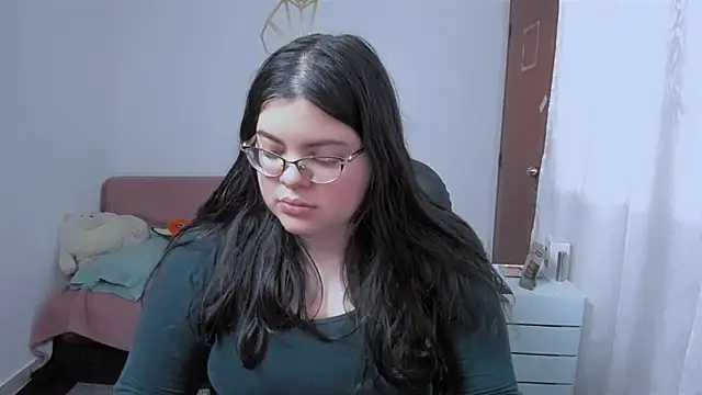 Snapshot of Aria_Fullbuster chatting on 11/26/25, 09:16 Aria Fullbuster online show from 11/26/25, 09:16