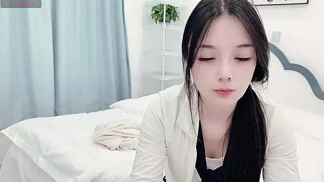 AKiKi711 online show from 04/08/26, 02:39