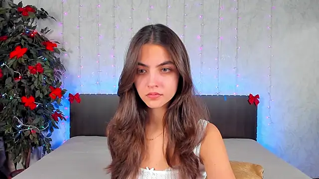 Milana Crystal  online show from 01/12/25, 01:48