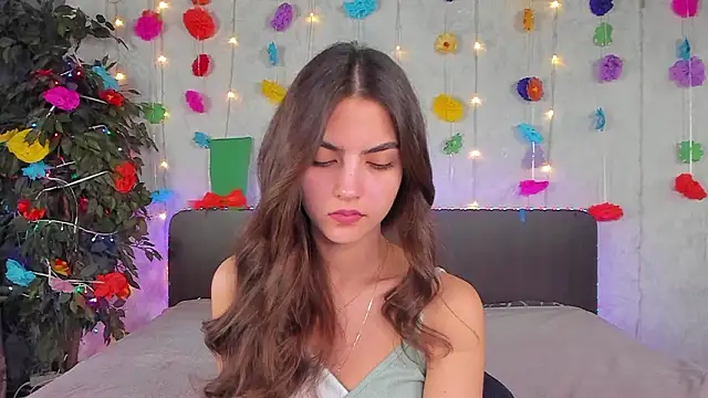 Milana Crystal  online show from 03/20/26, 08:19