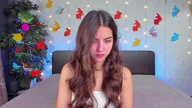 Milana Crystal  online show from 04/19/26, 06:56