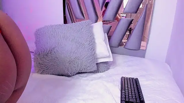 Danna Ramiirez online show from 01/17/25, 09:28