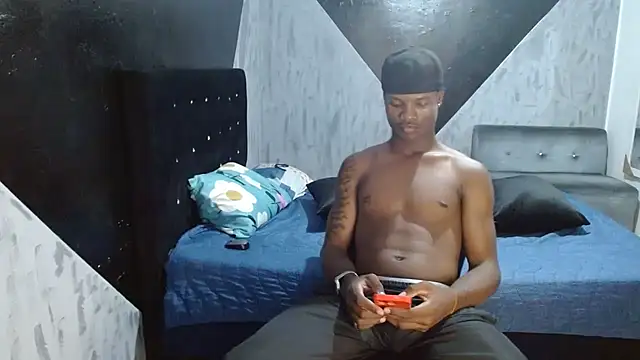 MiguelAngelxl online show from 01/11/26, 08:47