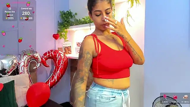 Georgina-coule online show from 02/18/25, 12:17