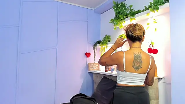 Georgina-coule online show from 03/12/25, 12:15