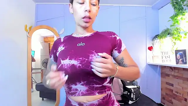 Georgina-coule online show from 01/08/26, 01:57