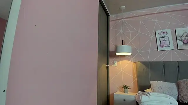 zara  sweet online show from 09/12/25, 01:11