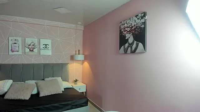 zara  sweet online show from 10/29/25, 01:24