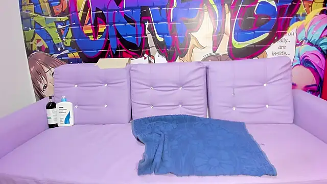 jessi and boy online show from 10/13/25, 11:05