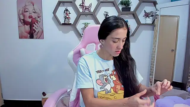 SharonSander online show from 03/15/25, 03:29