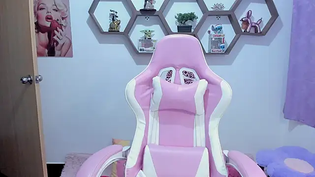 SharonSander online show from 11/15/25, 10:15