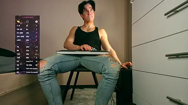 ChristianLevine  online show from 03/18/26, 08:06