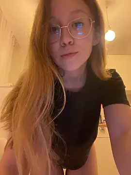 Eva Weyne online show from 12/01/24, 07:14