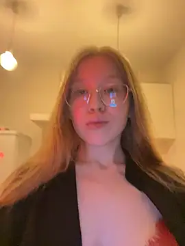 Eva Weyne online show from 12/22/24, 04:48