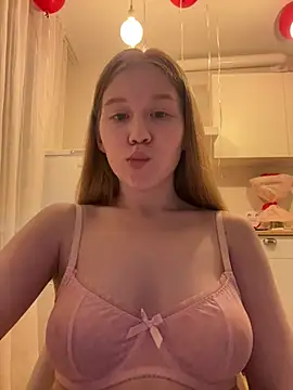 Eva Weyne online show from 03/27/26, 08:52