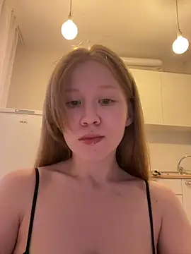 Snapshot of Eva_Weyne chatting on 07/11/26, 12:24 Eva Weyne online show from 07/11/26, 12:24