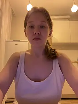 Snapshot of Eva_Weyne chatting on 07/14/26, 10:59 Eva Weyne online show from 07/14/26, 10:59