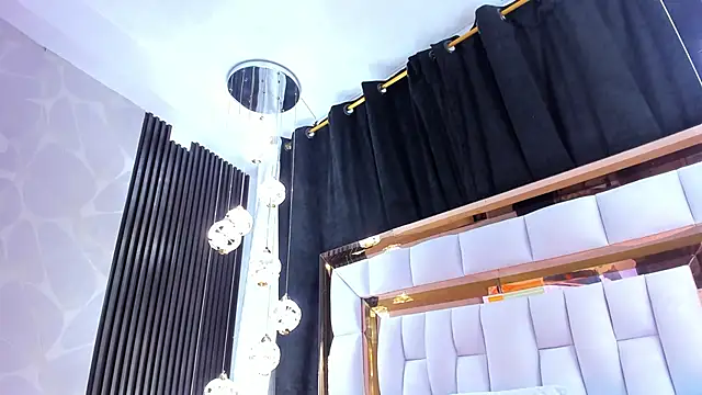 SarayRoyse online show from 02/17/26, 07:42