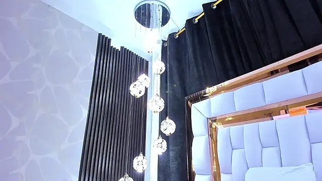 SarayRoyse online show from 03/23/26, 07:29