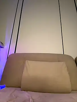 Snapshot of Sweet__Milly chatting on 11/09/25, 05:00 Sweet Milly online show from 11/09/25, 05:00