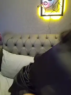 Esmertarcinim online show from 04/12/26, 02:00