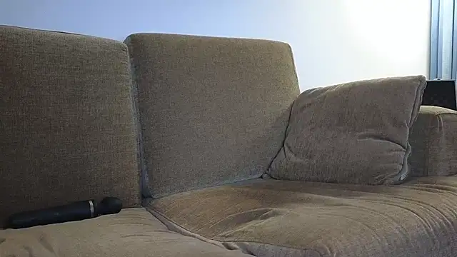 Mr-and-Mrs-Smith online show from 10/19/25, 02:07