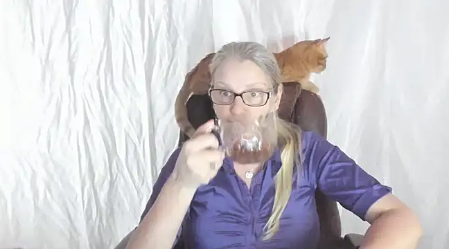 irinamaux online show from 02/27/25, 10:26