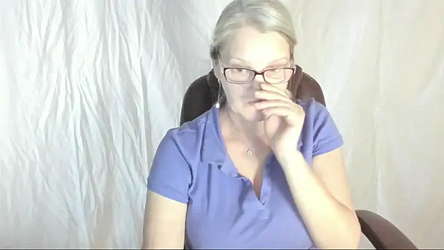 irinamaux online show from 03/22/25, 02:58