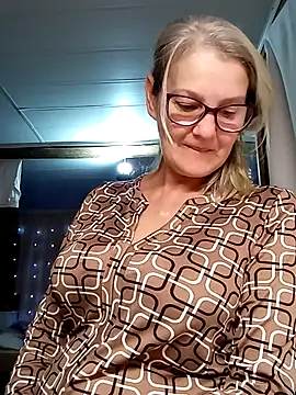 irinamaux online show from 10/09/25, 04:10