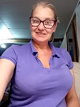 irinamaux online show from 10/14/25, 02:45