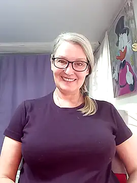 irinamaux online show from 02/24/26, 11:08