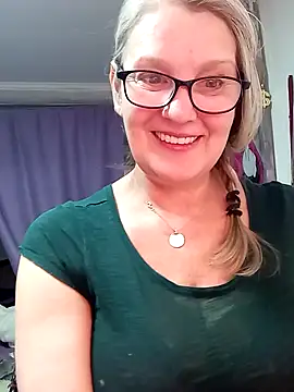 irinamaux online show from 03/03/26, 01:01