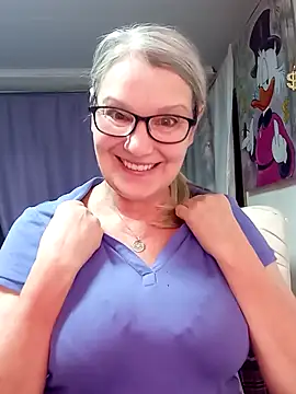 irinamaux online show from 03/06/26, 03:25