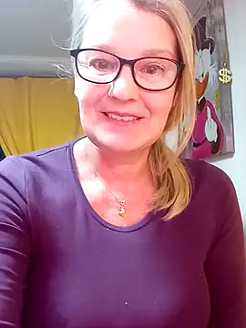 irinamaux online show from 03/07/26, 11:02