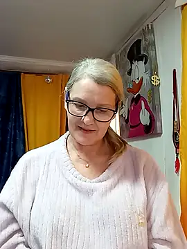 irinamaux online show from 03/28/26, 10:37