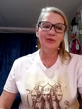 irinamaux online show from 04/01/26, 01:41