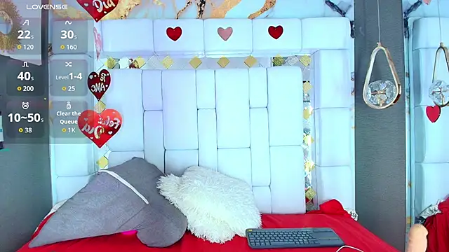 emily madrid online show from 09/17/25, 05:53