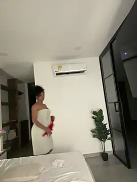 Snapshot of Brunettexio chatting on 01/11/25, 12:55 Brunettexio online show from 01/11/25, 12:55