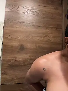 Snapshot of Brunettexio chatting on 02/09/25, 02:49 Brunettexio online show from 02/09/25, 02:49