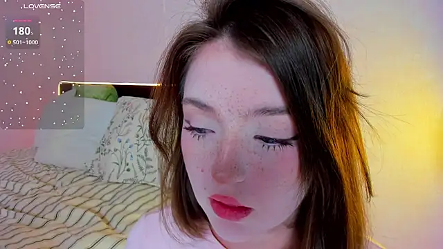 lexxxxxxi online show from 04/19/26, 06:43