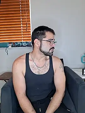 Snapshot of Zander823 chatting on 02/18/26, 04:36 Zander823 online show from 02/18/26, 04:36