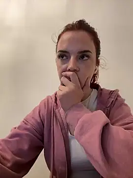 Snapshot of LexyGold chatting on 11/28/25, 01:58 LexyGold online show from 11/28/25, 01:58