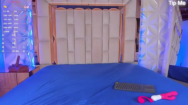 Snapshot of nicole_cooper__ chatting on 11/01/25, 07:49 nicole cooper online show from 11/01/25, 07:49