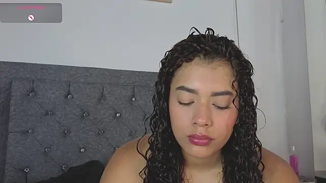 Snapshot of Meghan_taylor__ chatting on 09/09/25, 08:52 Meghan taylor online show from 09/09/25, 08:52