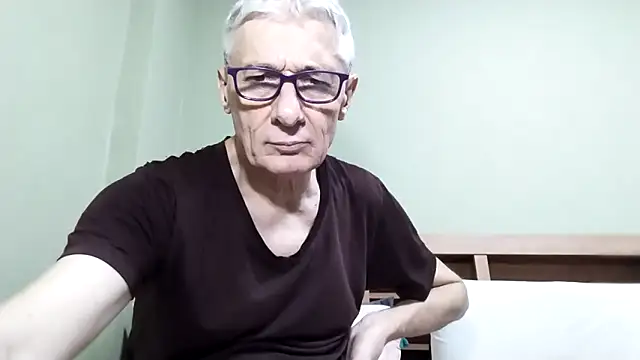 BIGUNCUTHARDCOCK online show from 10/04/25, 02:48